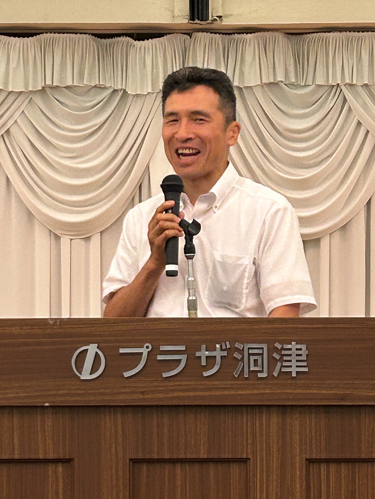 三重の青年党員研修会で
挨拶