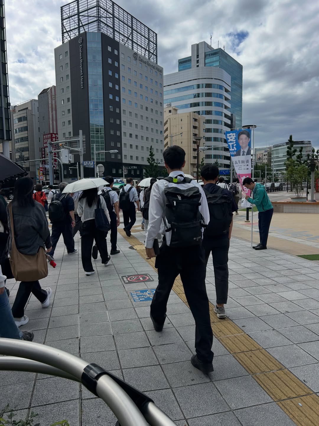 今朝は名駅(めいえき)笹島の交差点