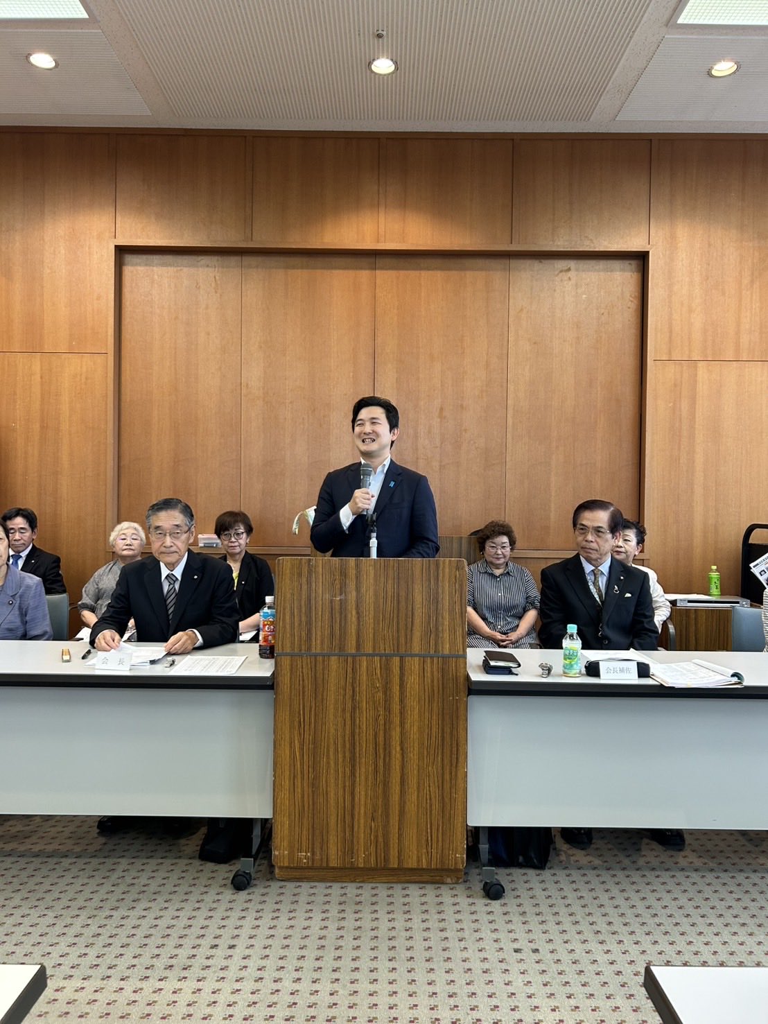 里見りゅうじ参議院議員と詩吟の会合へ😊
