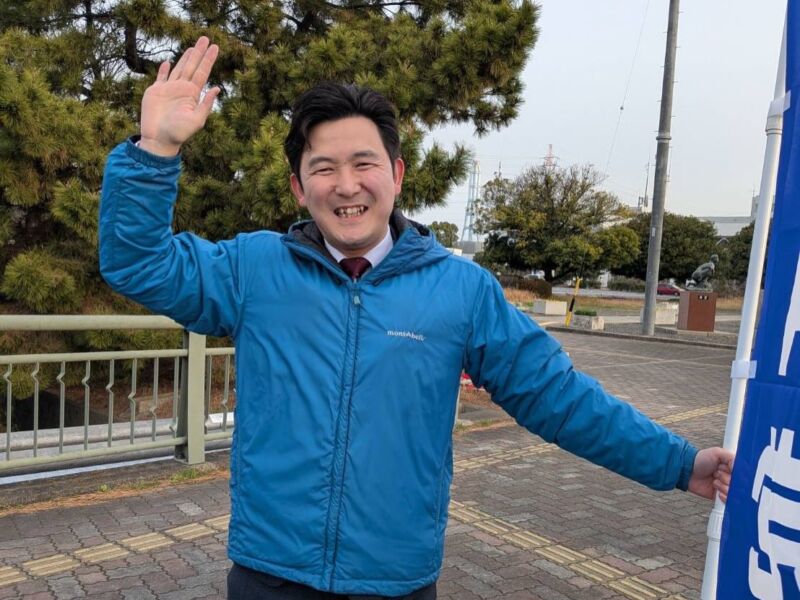 Image for the Tweet beginning: 【今週も元気に】
今朝は #知多市 からスタートです☀️

泉清秀市議、小浦みちお市議とともに💪 